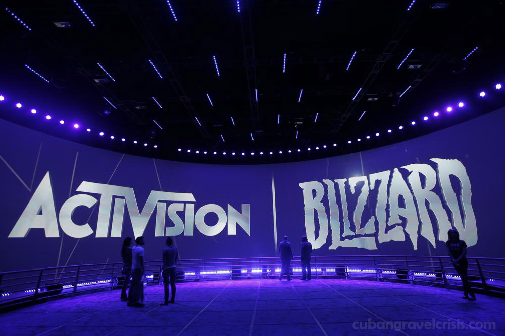 Microsoft buys บริษัทผู้ผลิตเกม Activision Blizzard  ไมโคซอฟต์จ่ายเงินจำนวนมหาศาลเกือบ 70 พันล้านดอลลาร์สำหรับ Activision Blizzard ผู้ผลิต