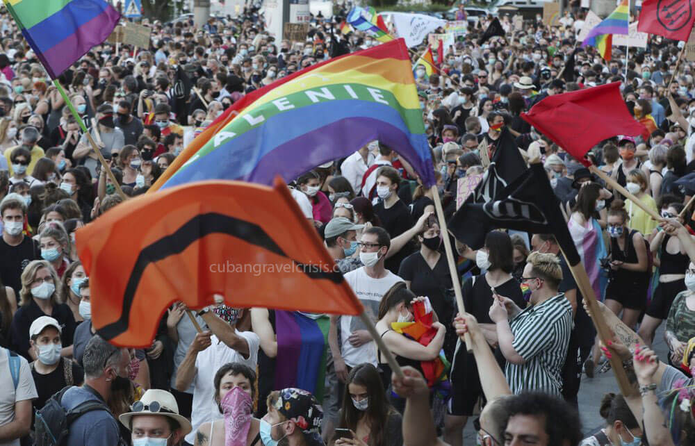 โปแลนด์ ปฏิเสธคำวิจารณ์จากนานาชาติเกี่ยวกับสิทธิของ LGBT
