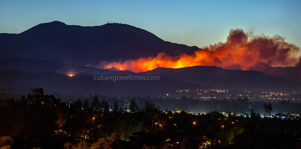 ยูทิลิตี้ แคลิฟอร์เนียตัดไฟก่อนไฟป่าจะปะทุ