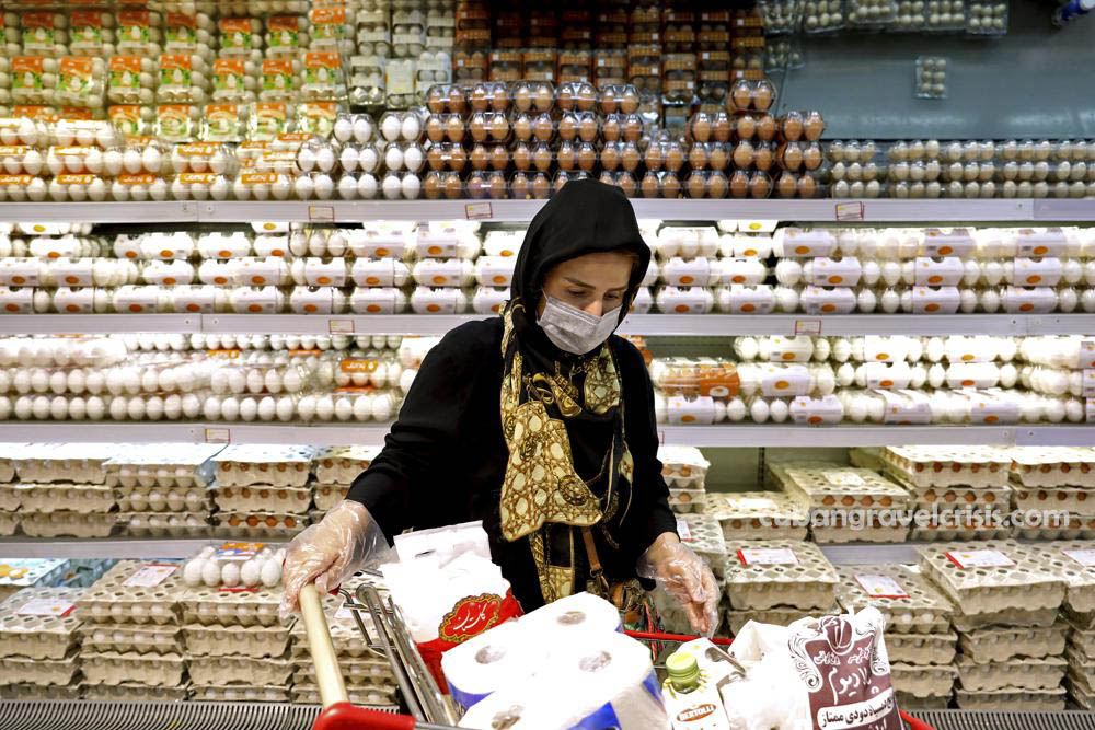 inflation ชาวอิหร่านต่อสู้กับราคาอาหารที่สูงขึ้น มห์ดี โดลัตยารี มองอย่างหวาดผวาในช่วงไม่กี่เดือนที่ผ่านมา เนื่องจากสินค้าที่ซื้อได้ครั้ง