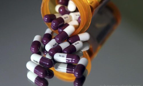 Drug price hikes สู้ประกันเอกชน