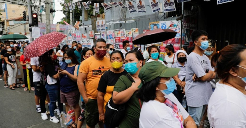 Philippines Polls open เลือกตั้งประธานาธิบดีคนใหม่ ชาวฟิลิปปินส์หลายล้านคนเริ่มลงคะแนนเลือกประธานาธิบดีคนใหม่ในการเลือกตั้งที่เป็นการแย่ง