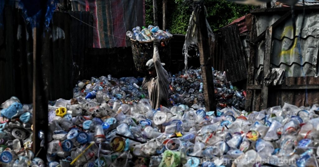 Global plastic คาดว่าจะเพิ่มขึ้นสามเท่าภายในปี 2060 โลกที่ถูกทำลายล้างอย่างรุนแรงจากมลภาวะพลาสติกกำลังอยู่ในเส้นทางที่จะเห็นการใช้พลาสติก