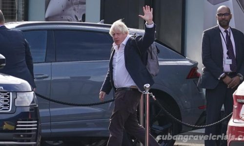 Boris Johnson ถอนตัวชิงตำแหน่งนายกฯอังกฤษ